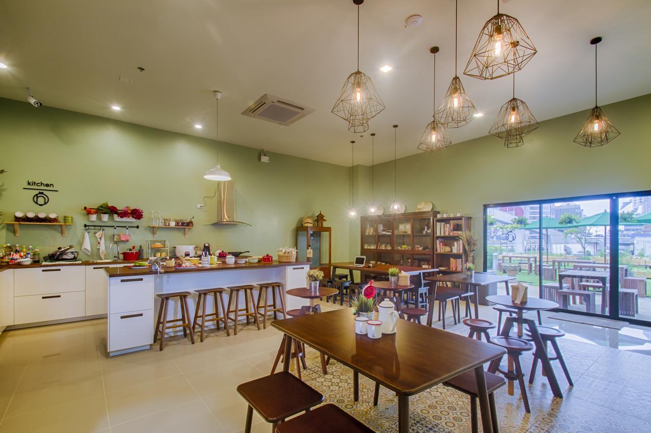 Hom Hostel & Cooking Club Bangkok Luaran gambar