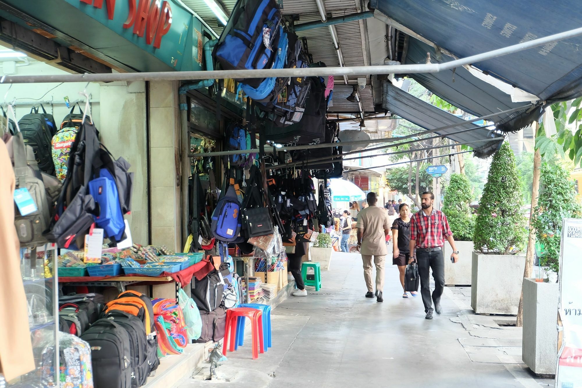 Hom Hostel & Cooking Club Bangkok Luaran gambar